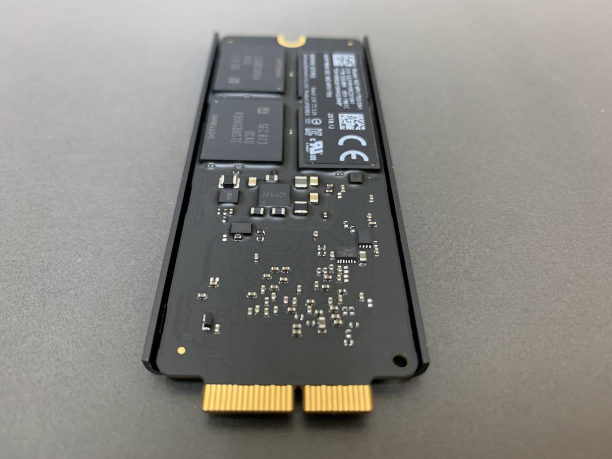 美品！Apple純正 1TB SSD Samsung MZ-KPU1T0T/0A1 Mac Pro Late 2013
