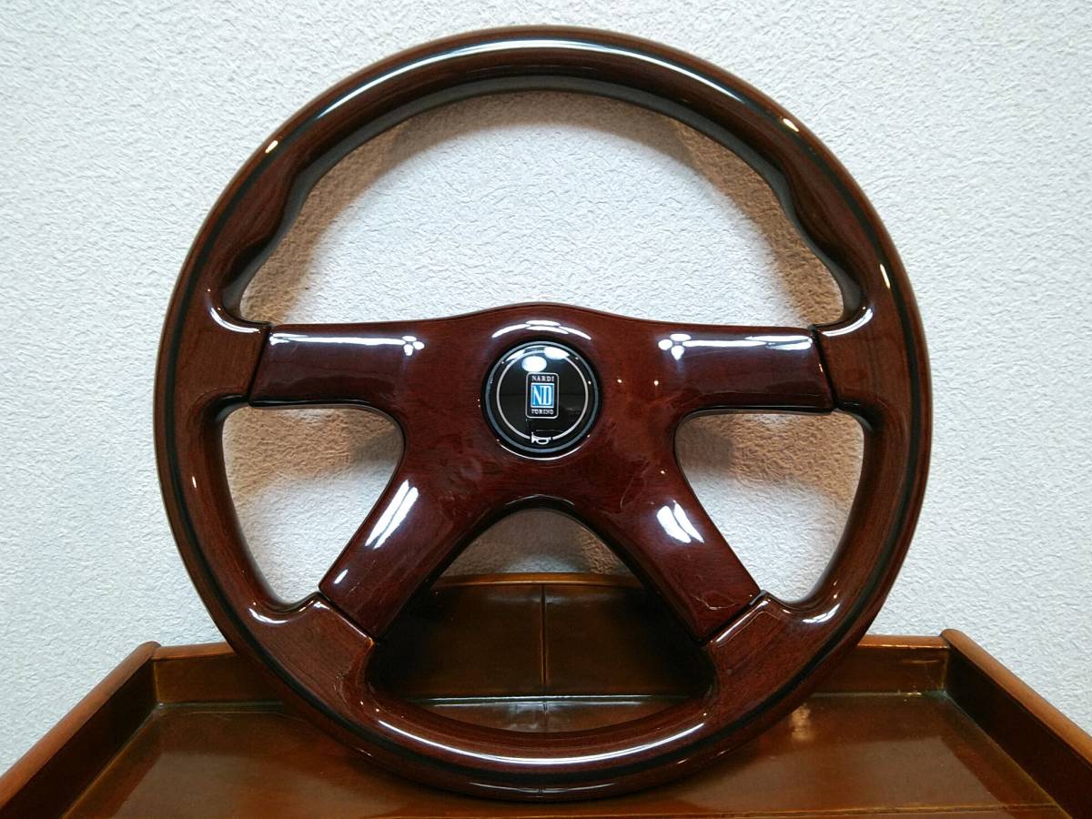 ナルディステアリング ガラ4