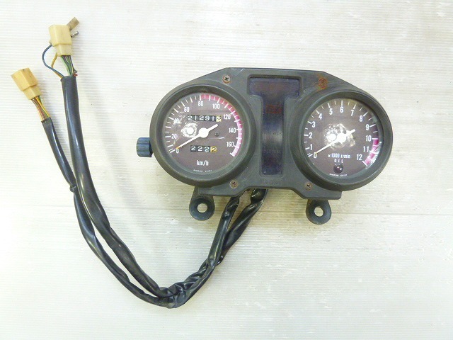 GSX250T・GS25X・トラザリ☆純正メーター・針振れOK・当時物☆SK5-52