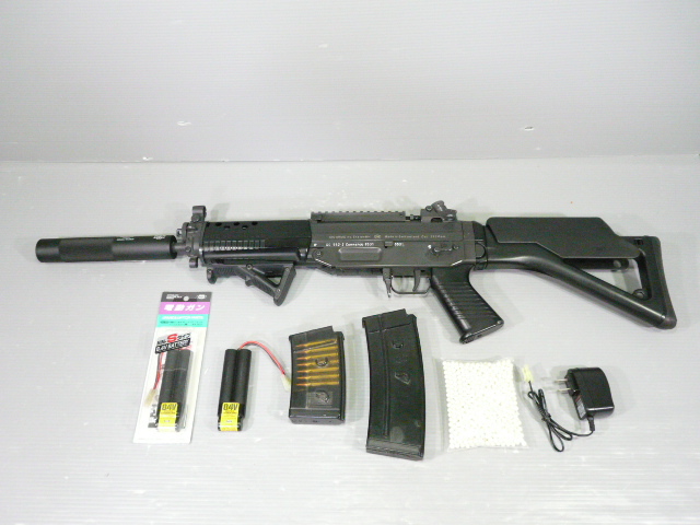 SIG 552 SEALS 電動ガンチークパット、ライト付き 東京マルイ SIG 552