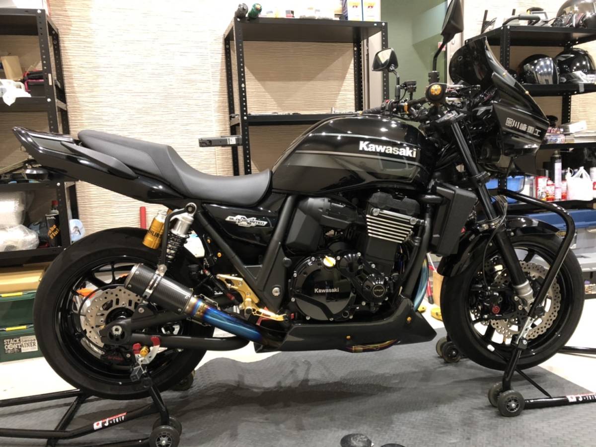 売り切り！ZRX1200ダエグ ブラックリミテッド カスタム多数！！の落札