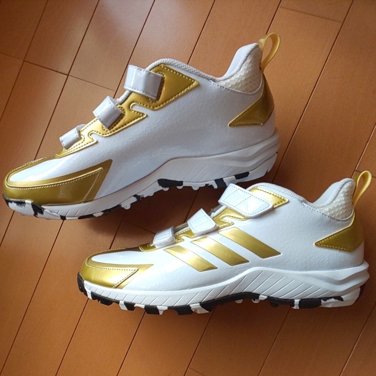 アディダス　 26.0ｃｍ　アディピュア TR（野球トレーニングシューズ）　クリスタルホワイト×パワーレッド×ゴールドメット（CQ1278）新品 adidas adipure TR トレーニングシューズ 26.0cm ブラック