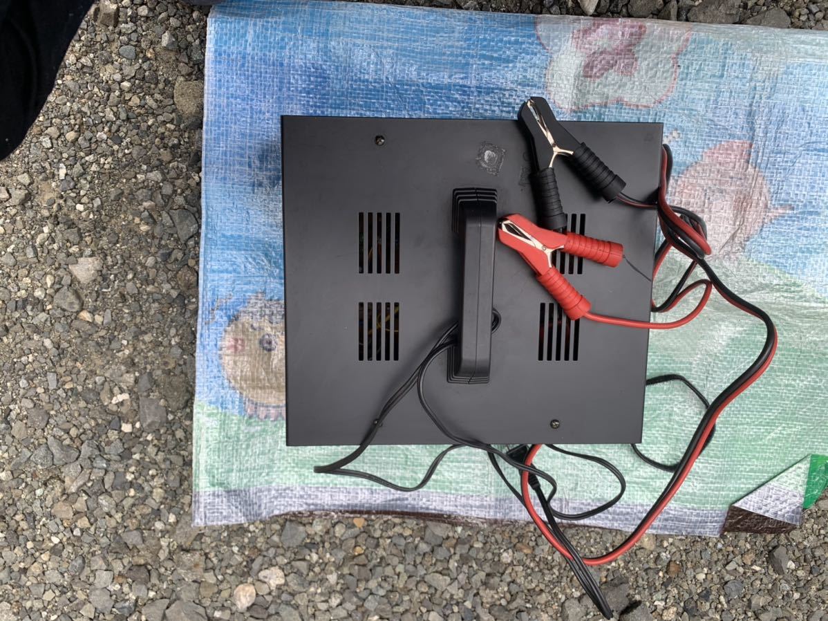 岡田商事OKADA DEEP WELL Vertex BATTERYチャージャー