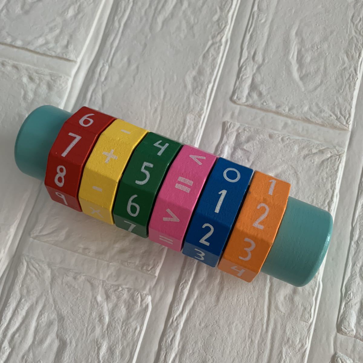 知育玩具 計算 足し算 引き算 掛け算 割り算 大なり小なり の落札情報詳細 ヤフオク落札価格情報 オークフリー スマートフォン版