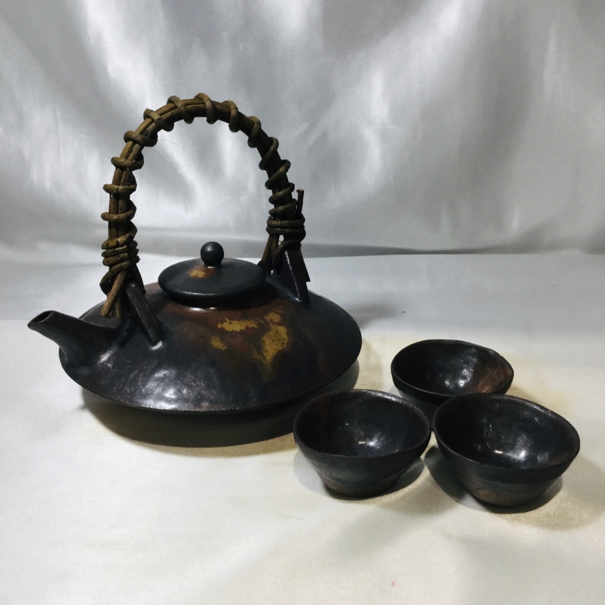 新品未使用☆薩摩焼焼☆黒じょか☆ 薩摩焼の酒器