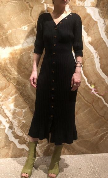 新品 ｂｋ ｓ フロントボタンニットワンピースsnidel スナイデル ブラック サイズｓ の落札情報詳細 ヤフオク落札価格情報 オークフリー スマートフォン版