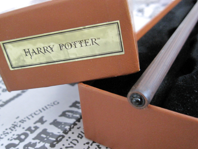 Usj 公式 ハリーポッター 杖 Harry Potter マジカルワンド ワンドマジック の落札情報詳細 ヤフオク落札価格情報 オークフリー スマートフォン版