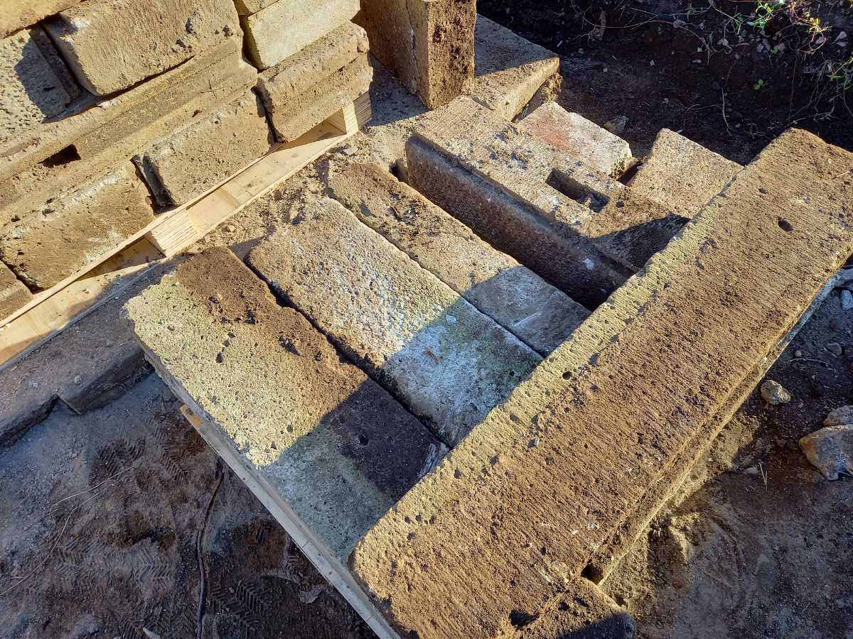 ピザ釜制作用 大谷石 引き取り限定 quartsol.com.br