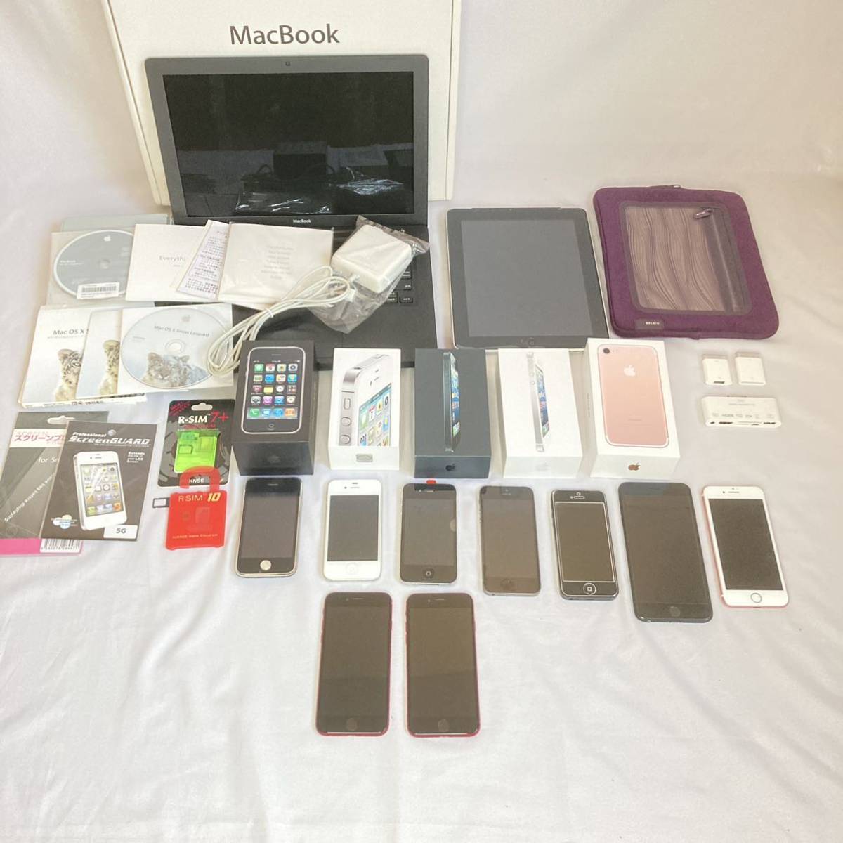 超お得 Apple Simフリー Iphone8 Ipad Macbook まとめ売り 動作品 Simロック解除アダプター ケース多数 の落札情報詳細 ヤフオク落札価格情報 オークフリー スマートフォン版