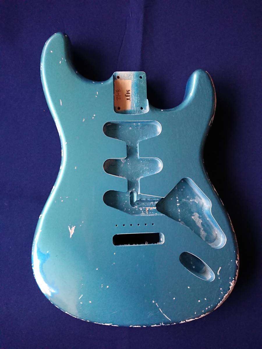 MJT BODY ストラトキャスター用ボディ Lake Placid Blue レリック加工