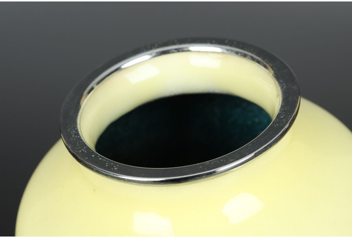 七宝焼　林武生作　黄地　四君子文　花瓶　共箱　M　R9341H 七宝焼 林武生作 黄地 四君子文 花瓶 共箱 M R9341H - メルカリ