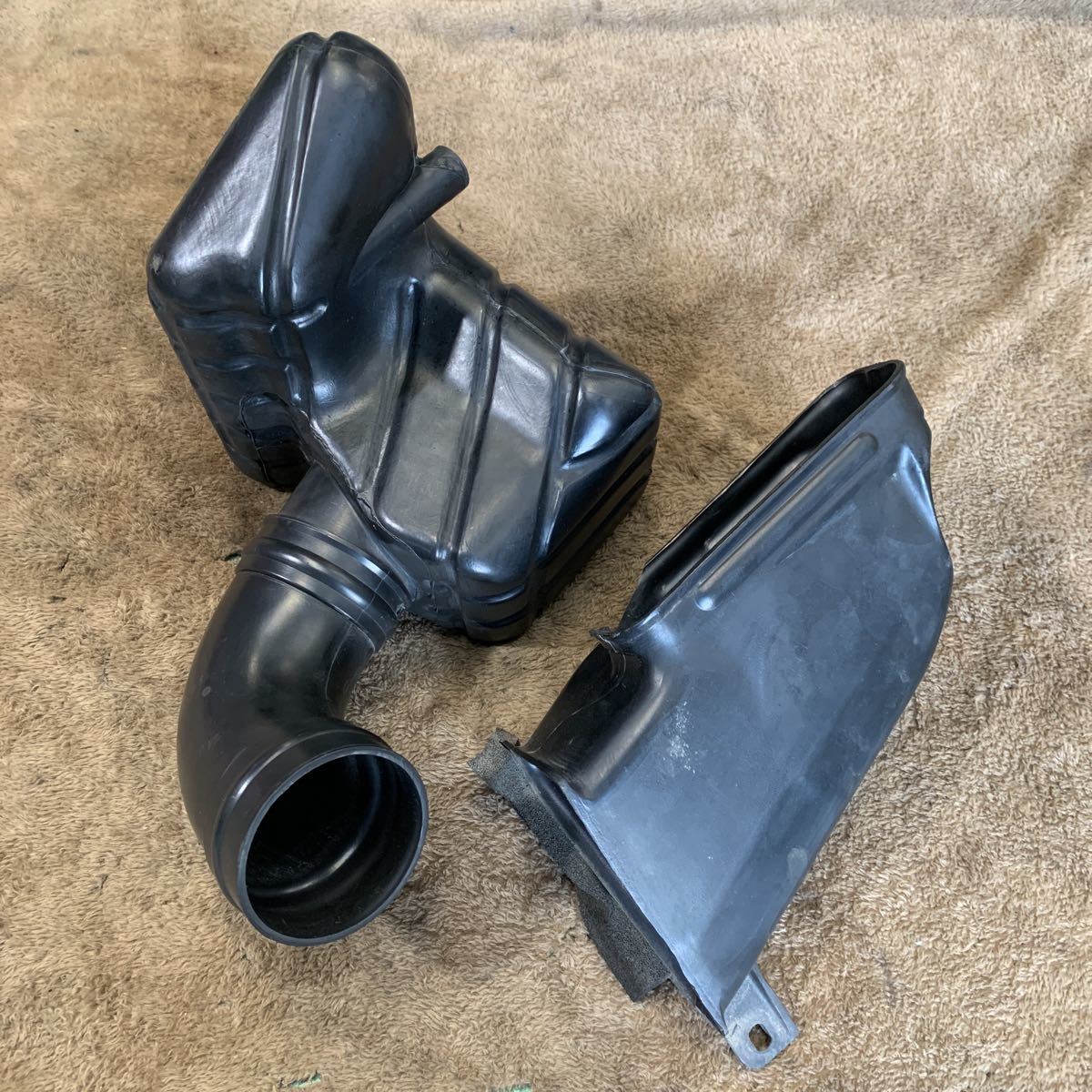BNR32 レゾネーター スカイライン GT-R R32 純正 中古 エアクリーナー