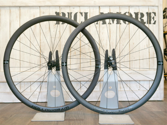 美品 キャノンデール Cannondale ホログラム HollowGram 35 Disc