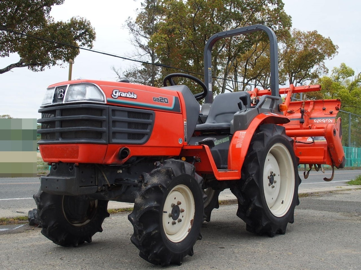 鹿児島発 クボタ 18馬力 ディーゼルトラクターGB18 自動水平 オート