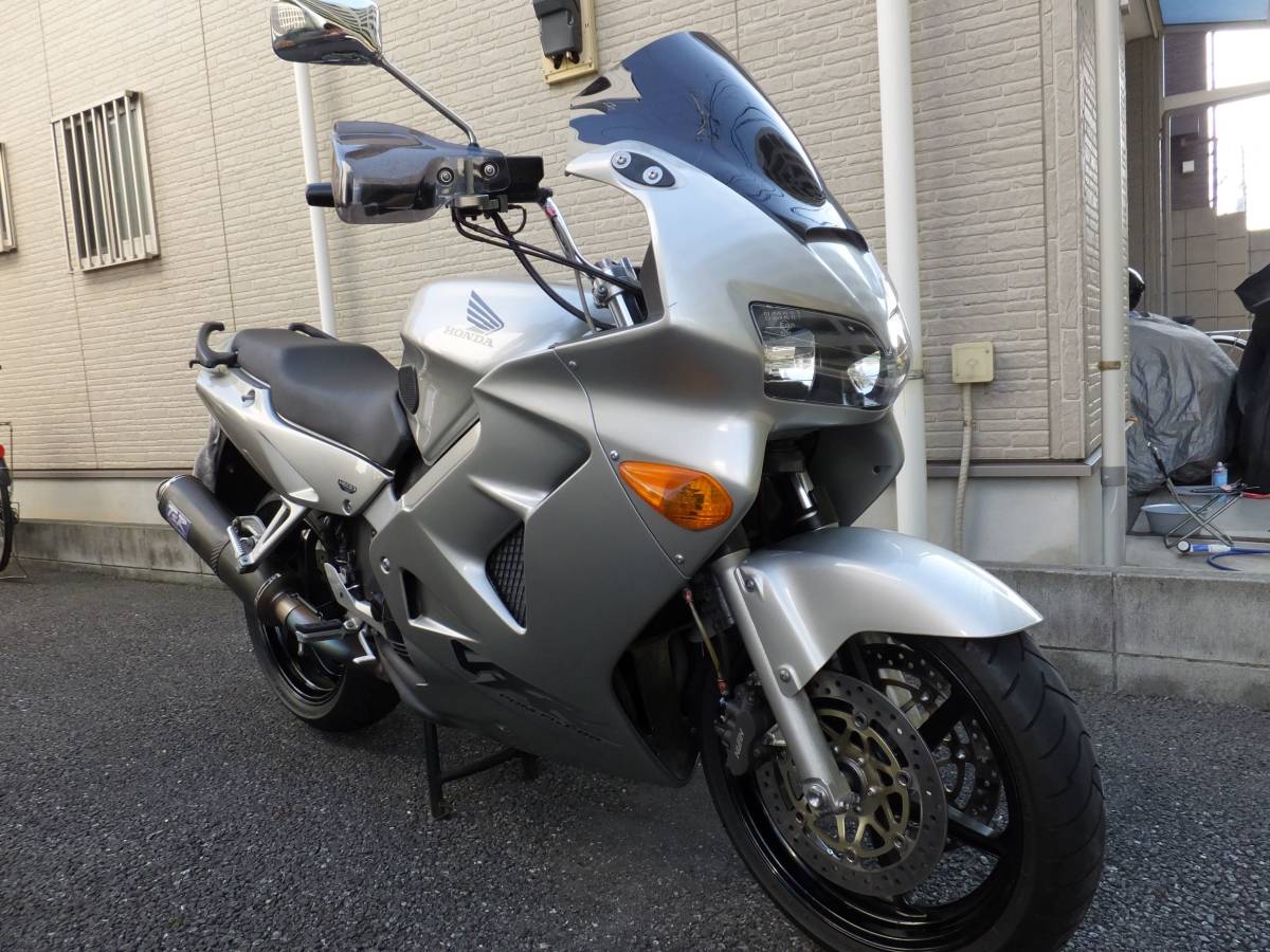 商談中 ホンダ VFR800 1型 RC46 98年式