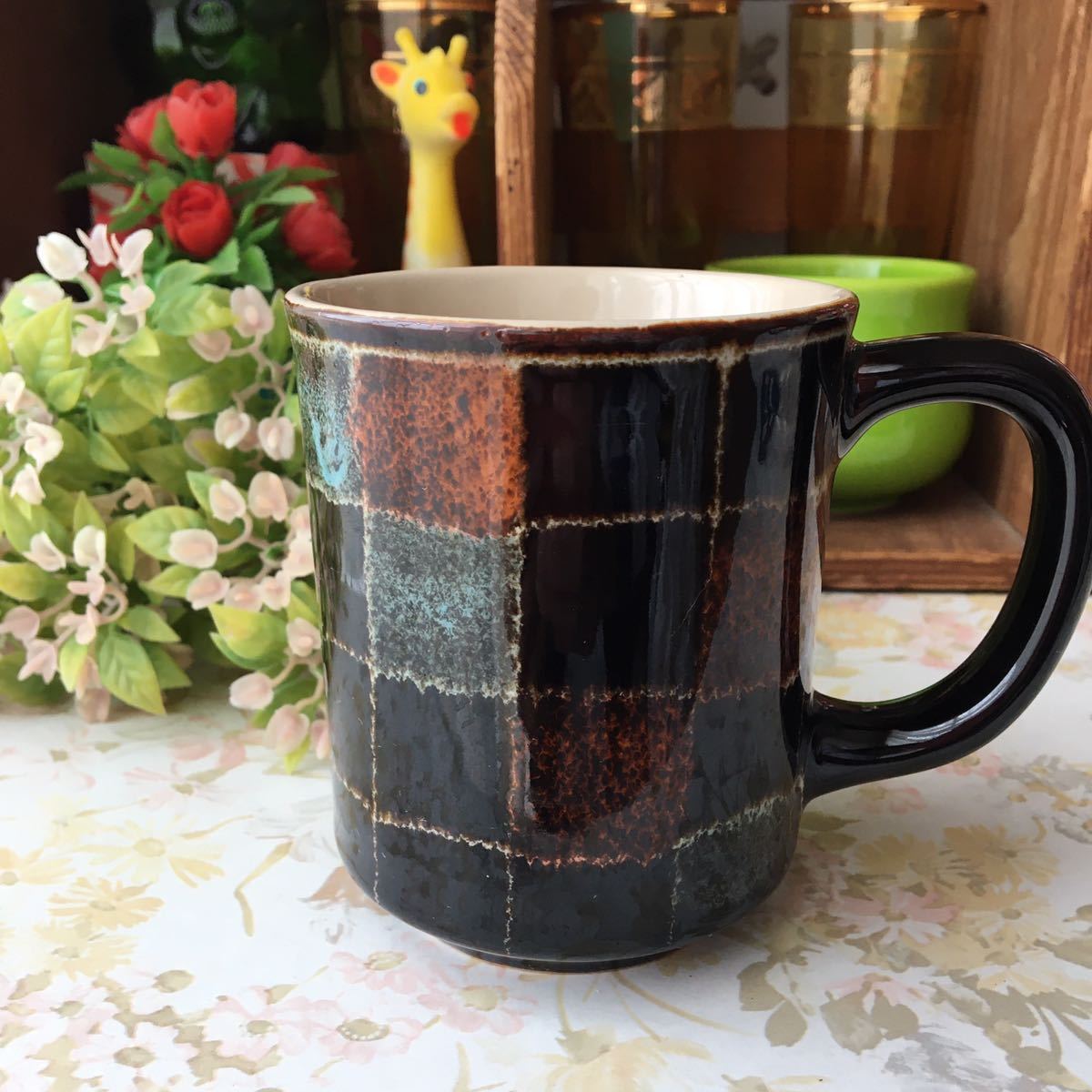 長期保管品 御浜焼 焼き物 陶芸 マグカップ カップ コーヒーカップ レトロ食器 蚤の市 レトロ雑貨 昭和レトロ レトロモダン の落札情報詳細 ヤフオク落札価格情報 オークフリー スマートフォン版