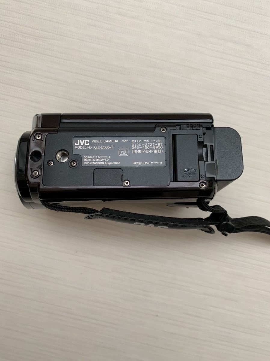 カメラ JVC Everio GZ-E565-T 追加バッテリー＆三脚付き
