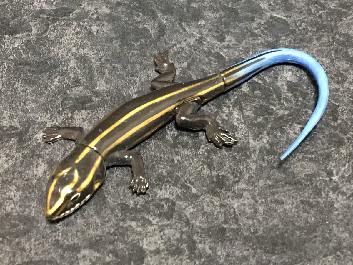 チョコエッグ 日本の動物第3弾 ニホントカゲ 幼体 の落札情報詳細 ヤフオク落札価格情報 オークフリー スマートフォン版