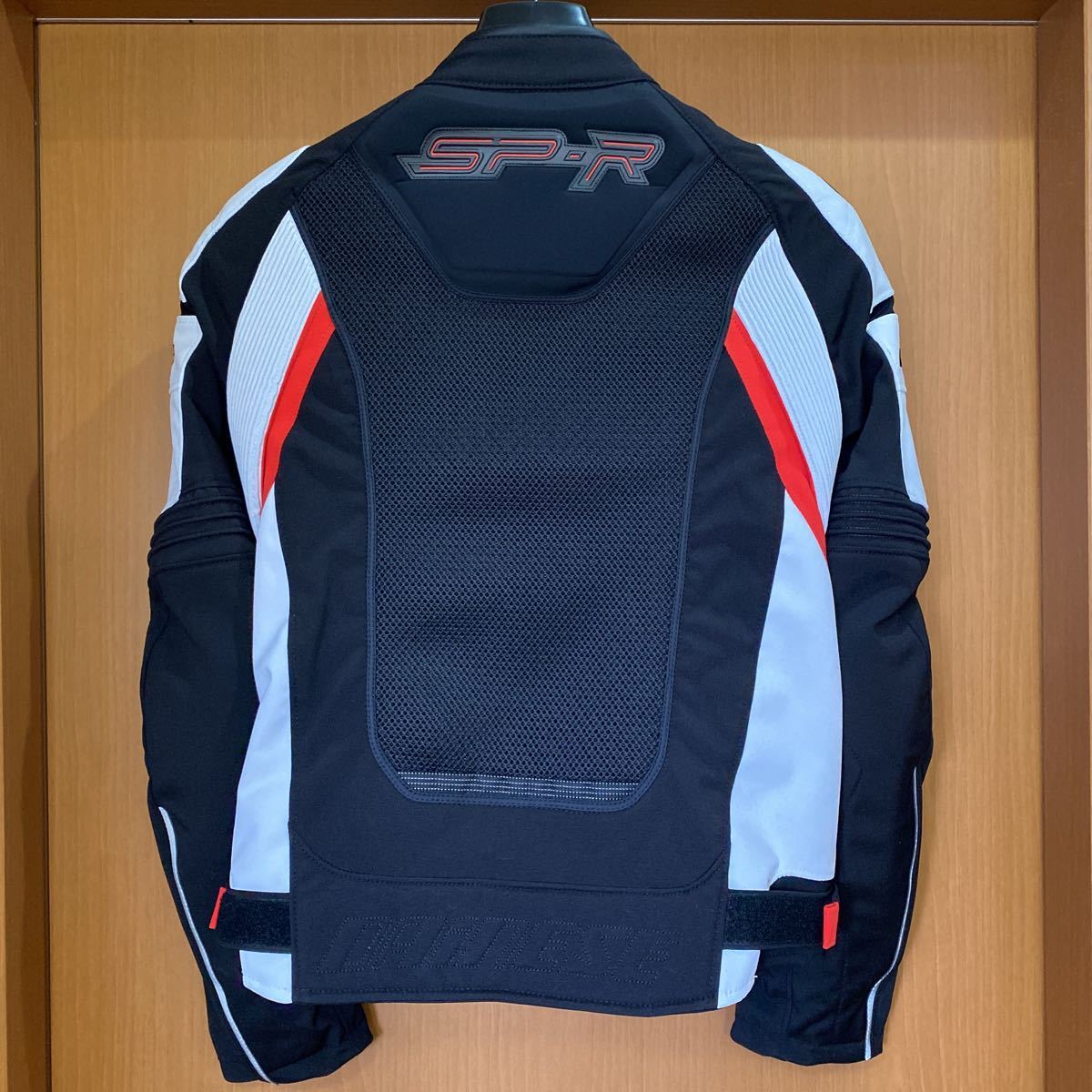 ダイネーゼ わずらわしい EDGE TEX JACKET サイズ46 売買された 