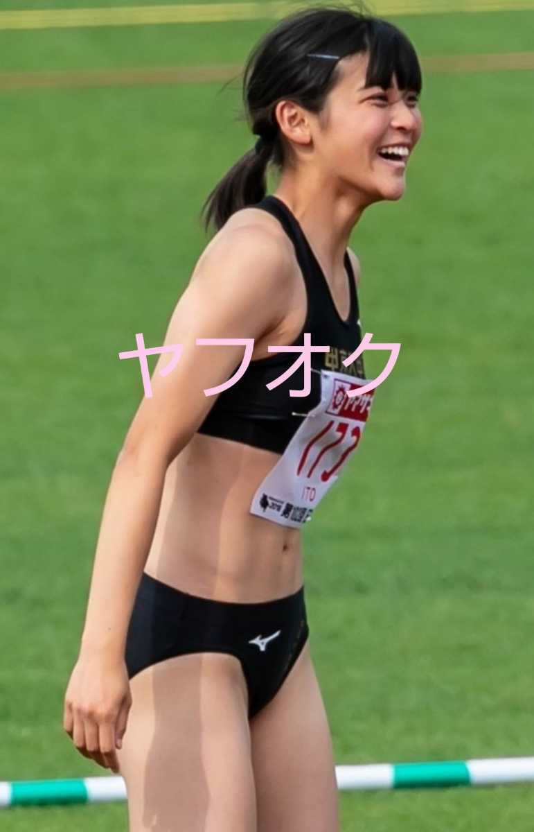 未使用に近い】アスリート女子 陸上 躍動 挑戦 写真L判 レーシング
