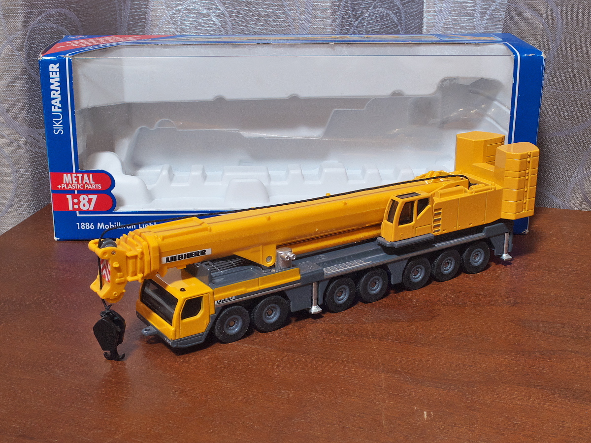やや傷や汚れあり】SIKU 1/87 LIEBHERR リープヘル クレーン車の落札