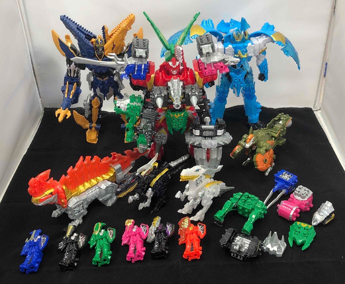 DXキシリュウオーファイブナイツセット Amazon.co.jp: 騎士竜戦隊