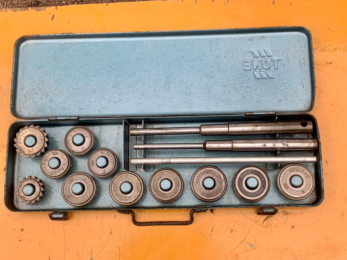 【新品】バルブシートカッターセット 中～小型車 バイク 旧規格軽自動車用 550軽などの旧規格軽自動車用 バルブシート修正用カッターセット の