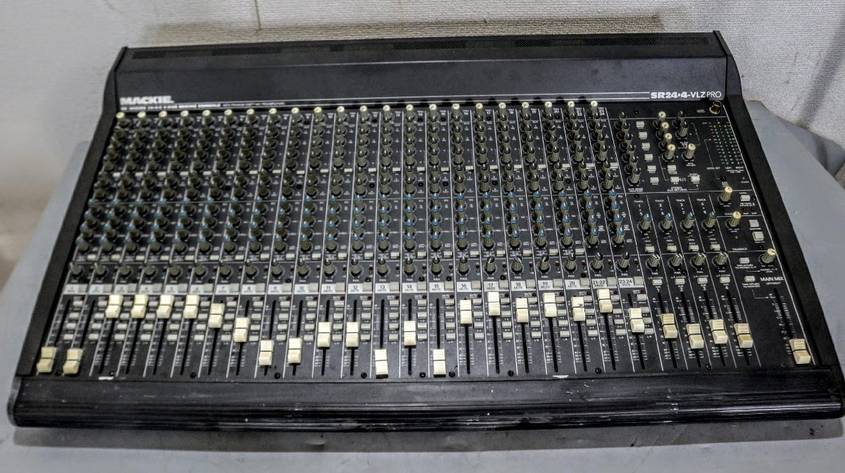 MACKIE マッキー アナログミキサー SR24/4 VLZ PRO DUPLEXハード
