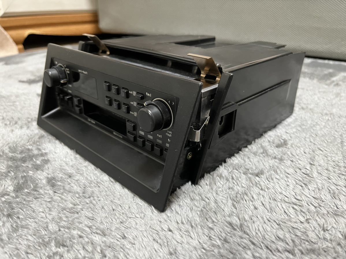 ボルボ 940 オートエアコン用 ブロアファンレジスター 純正