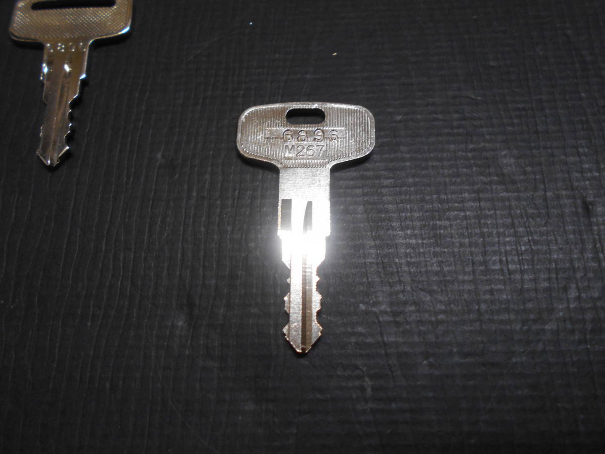 合鍵5本、IDEC0、HD62、6896、24401、V00、高所作業車キーX 合鍵5 合鍵5本，IDEC0，6896，HD62、24401、V00、高所作業車キーf