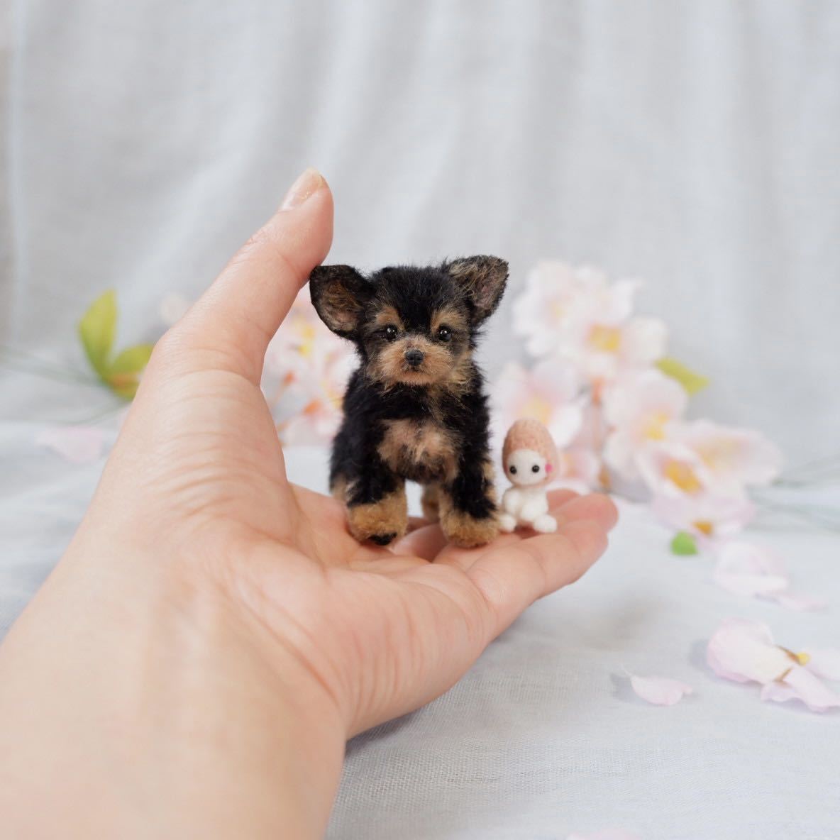 羊毛フェルト ヨークシャテリアマスコット（ハンドメイド 羊毛