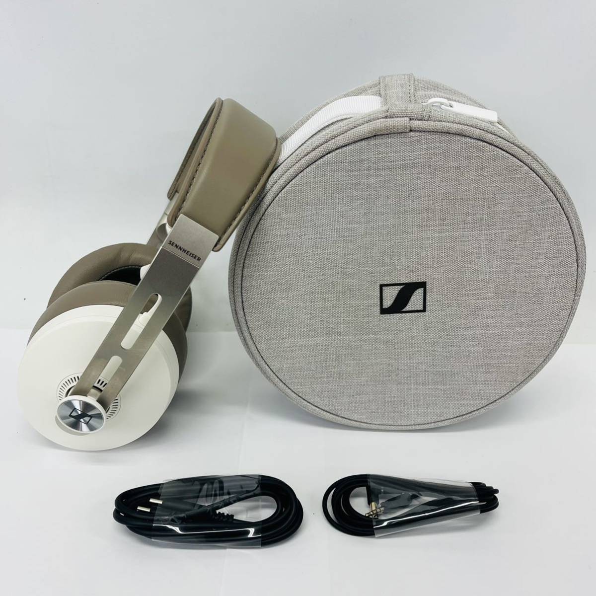 ゼンハイザーの350ドルのMomentum 4 ANCヘッドフォンは60時間のバッテリー寿命を誇る