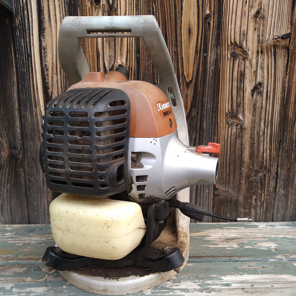 中古】KIORITZ 背負い草刈機 RME2600B