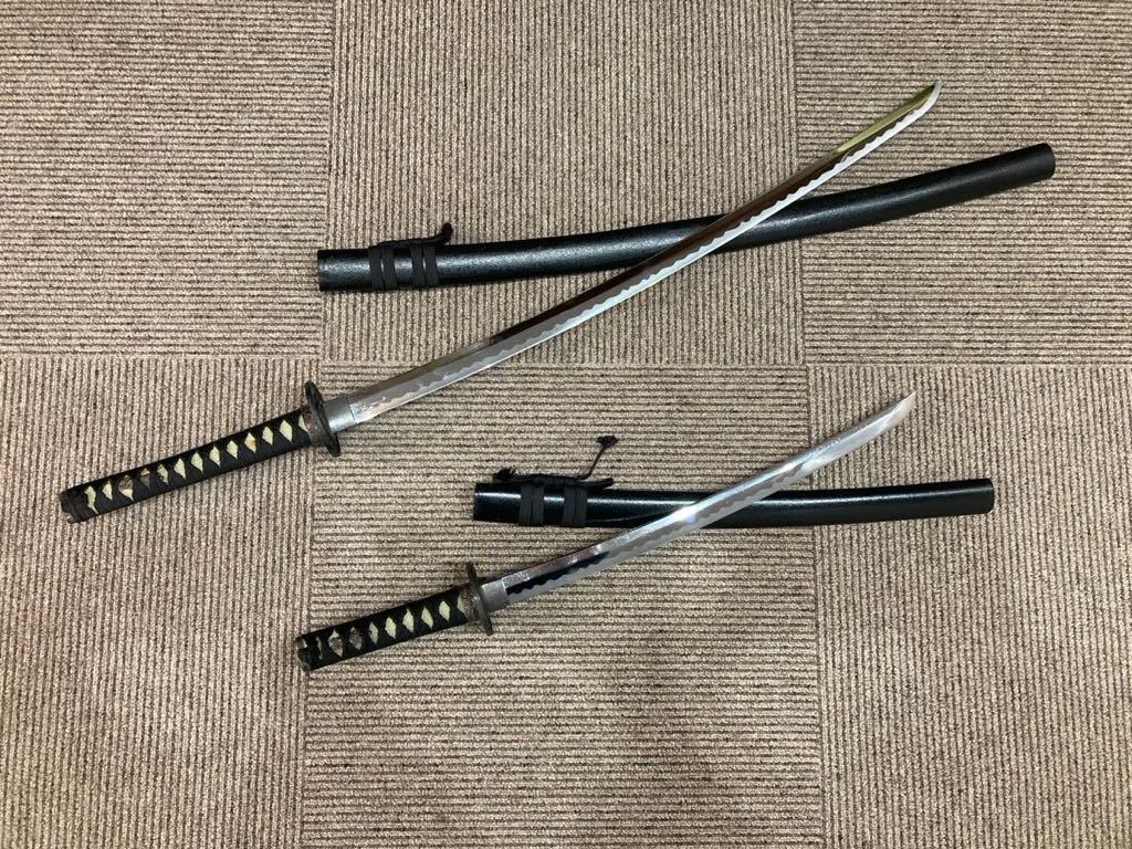 武蔵拵 模造刀 大小セット 二十四代藤原兼房作 刀袋・台座付 武蔵拵 模造刀 大小セット 二十四代藤原兼房作 刀袋・台座付 武蔵拵