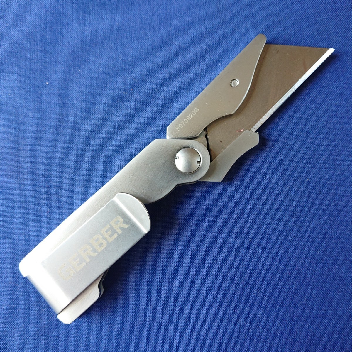 【傷や汚れあり】GERBER(ガーバー)ユーティリティーナイフ (614)の落札情報詳細 ヤフオク落札価格検索 オークフリー