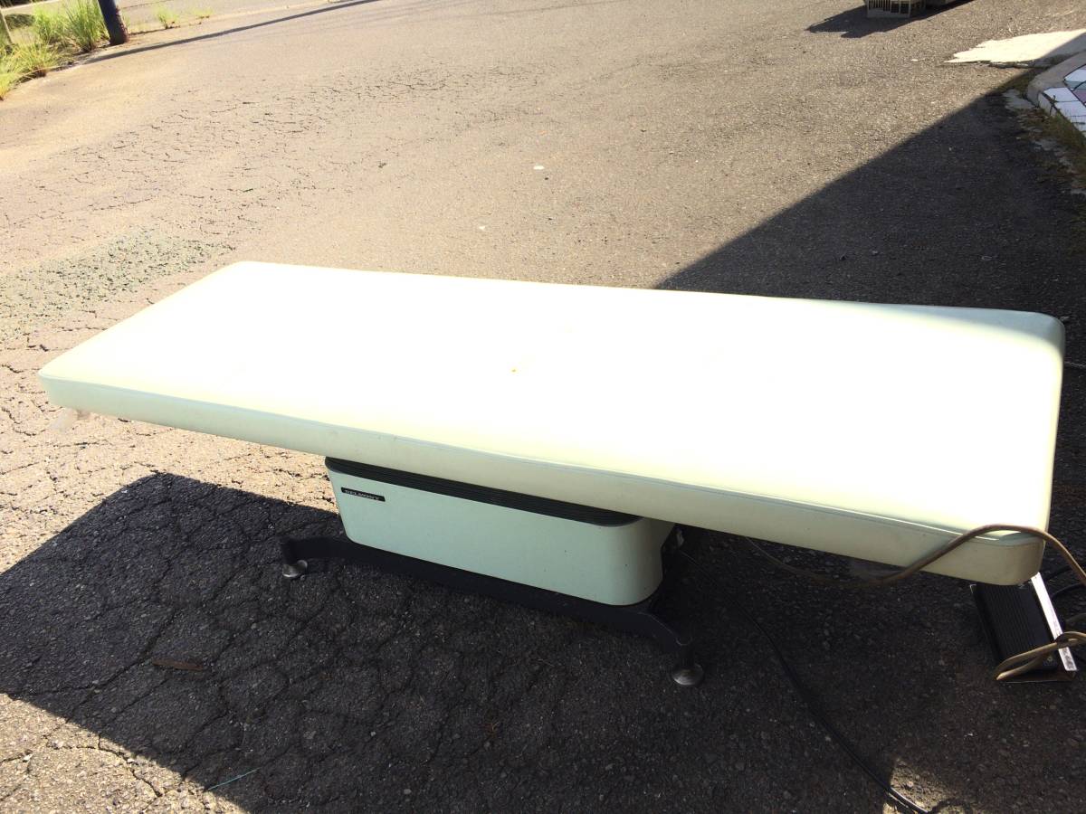 タカラベルモント　電動昇降ベッド　EX-3N タカラベルモント 電動昇降ベッド EX-3N