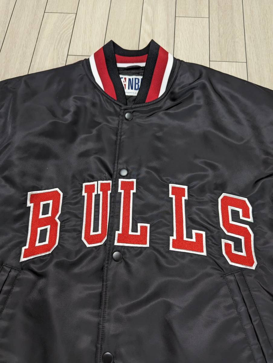 GIII x NBA シカゴ ブルズ 刺繍 スタジャン ジャケット M