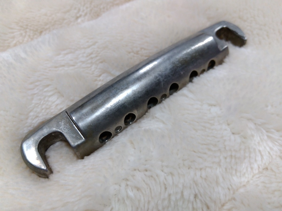 ギブソン純正 アルミテールピース ニッケル エイジド ギブソンのアルミ