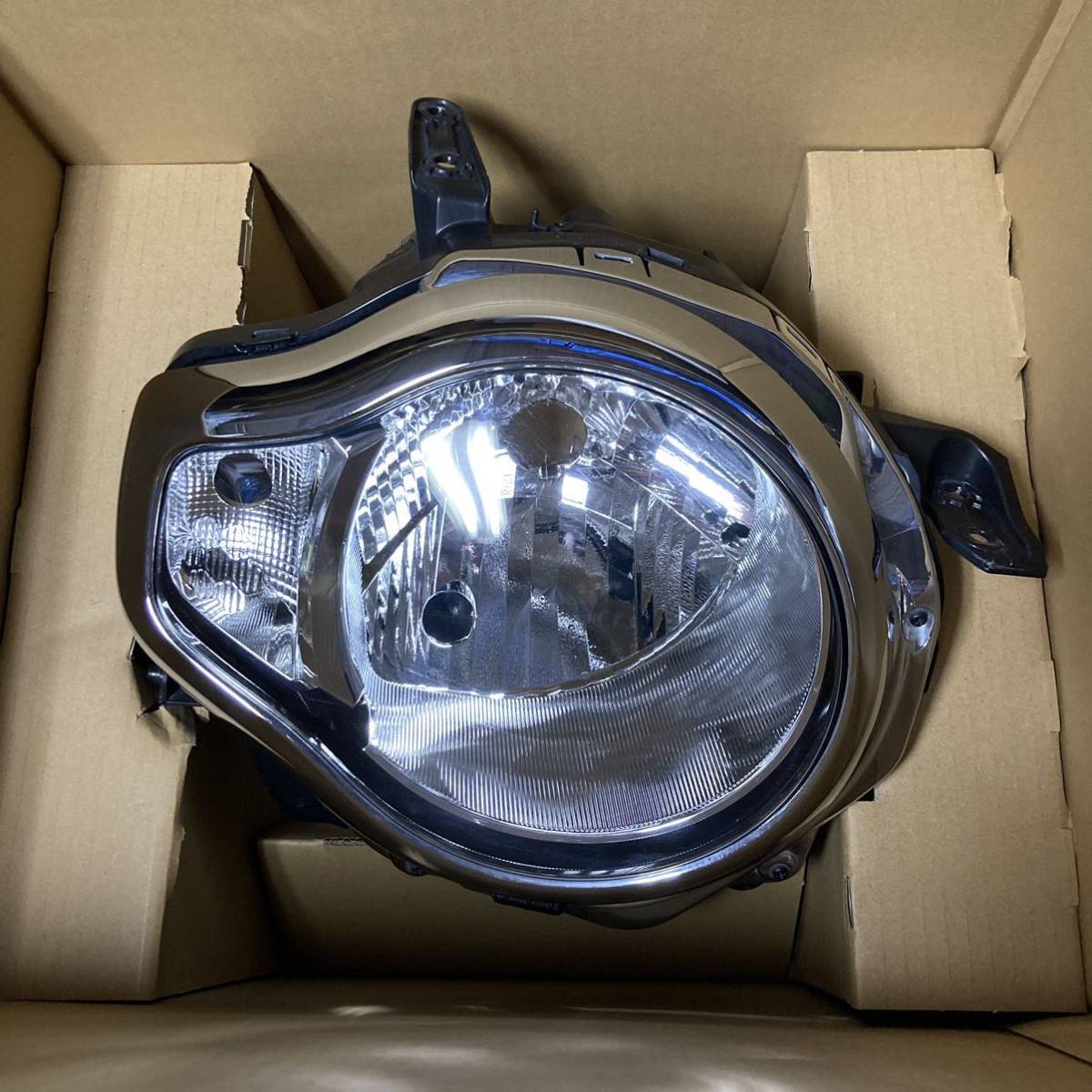 MR31S MR41S ハスラー 純正 右 ハロゲン ヘッドライト ICHIKOH 1873