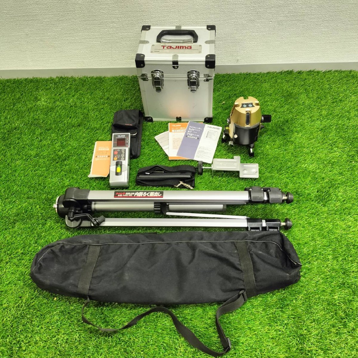 【やや傷や汚れあり】【現状品】『4034』Tajima タジマレーザー GT2BZ1 オートレーザー専用三脚 ARENR マルチレーザー