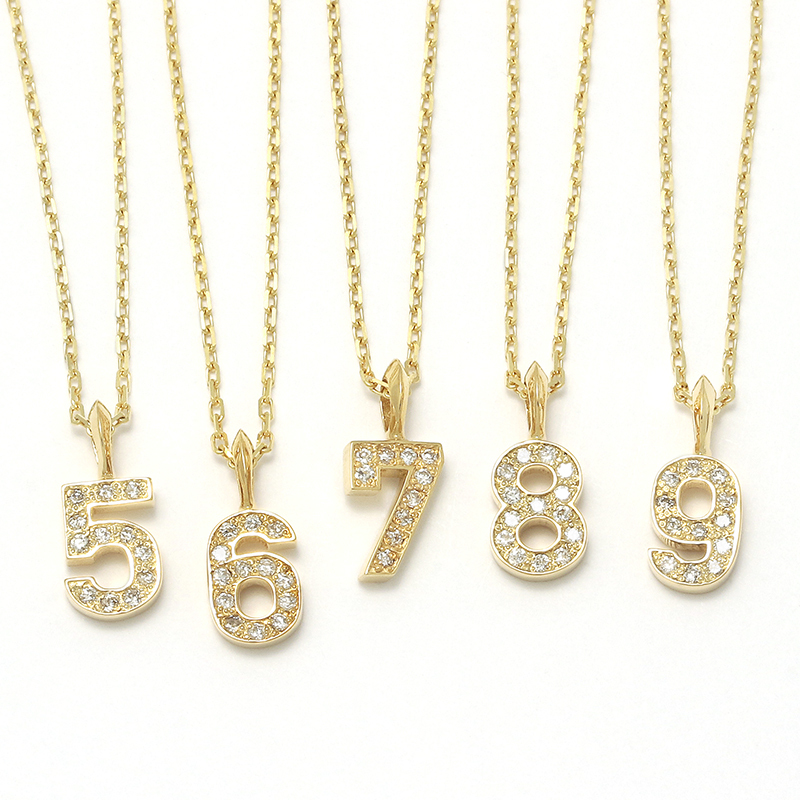 セレブ 芸能人 愛用 イニシャル 18k GP パヴェ チャーム ネックレス 