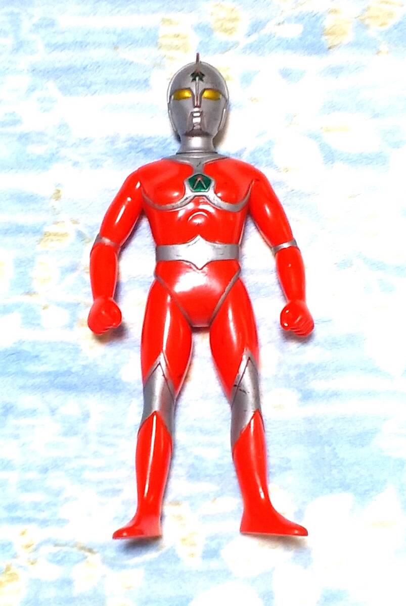 ウルトラマン」ウルトラ怪獣ソフビ人形・ゾフィー（新品・1983年