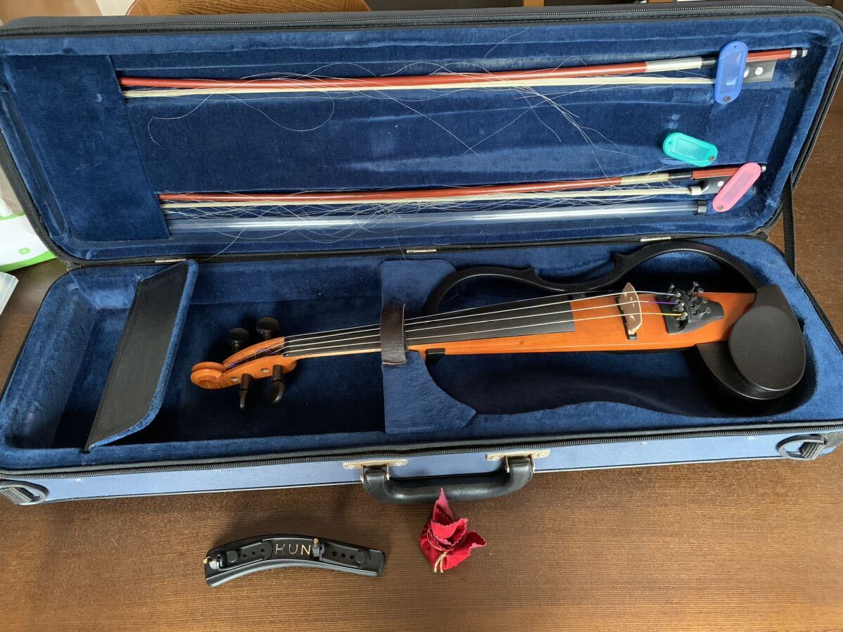 YAMAHA サイレントバイオリン SV-100 弓・ケース付 ♪♪YAMAHA SV-100