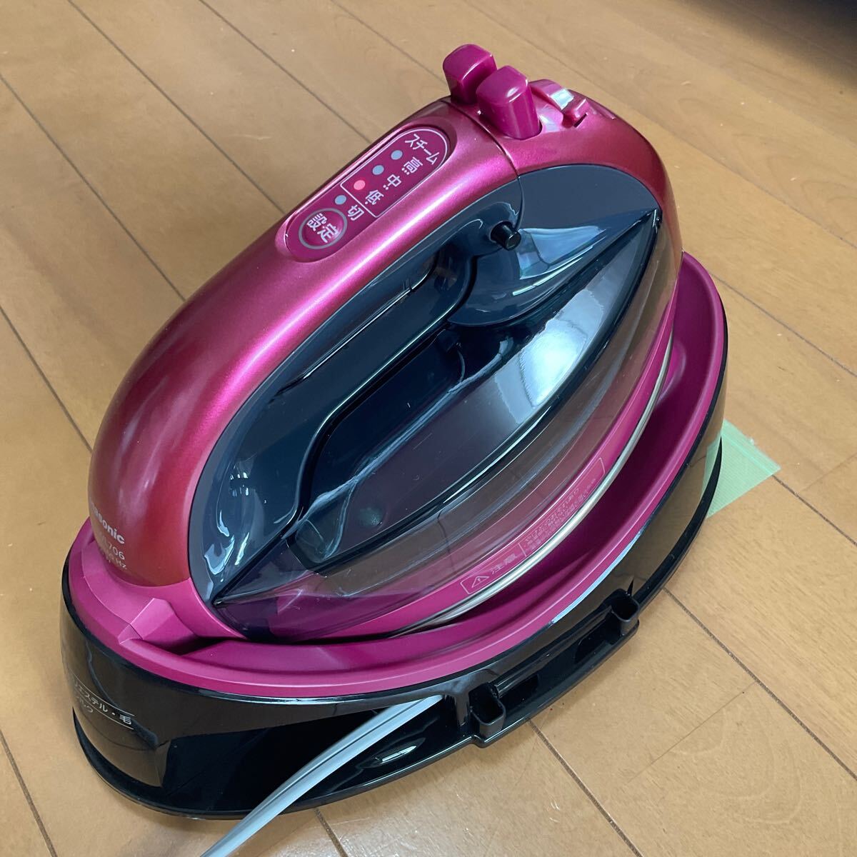 パナソニック コードレススチームWヘッドアイロン ピンク NI-WL405-P