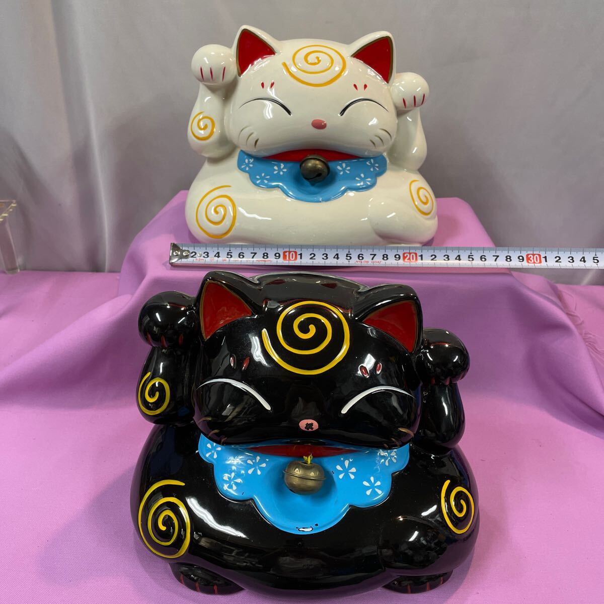 値下げ❗️招き猫　貯金箱　まねきねこ 陶器　開運　大きいサイズ　特大　30cm 値下げ❗️招き猫 貯金箱 まねきねこ 陶器 開運 大きいサイズ 特大 30cm