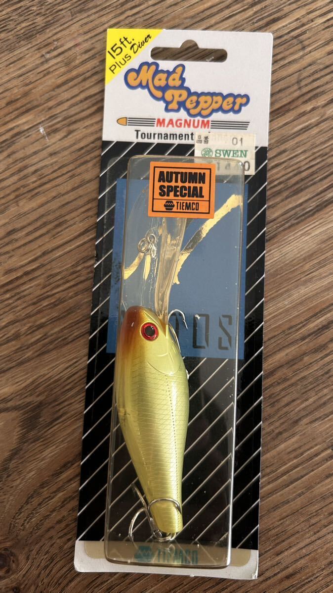 マッドペッパー マグナム 純金箔 ←だと思われます。 マッドペッパー マグナム 純金箔 ←だと思われます。 マッドペッパー