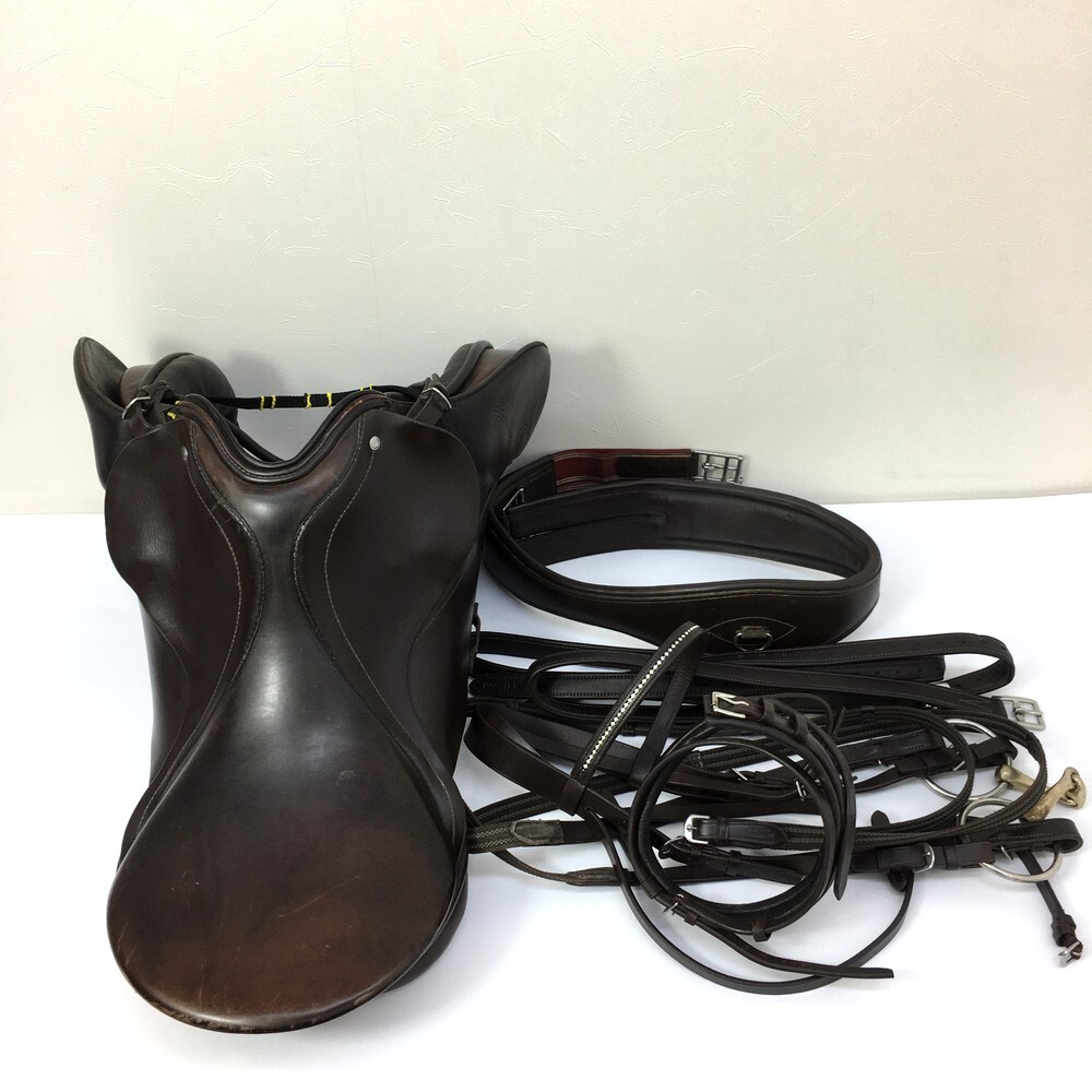乗馬 馬場鞍 16.5インチ PASSIER パッシェ フベルタスシュミット