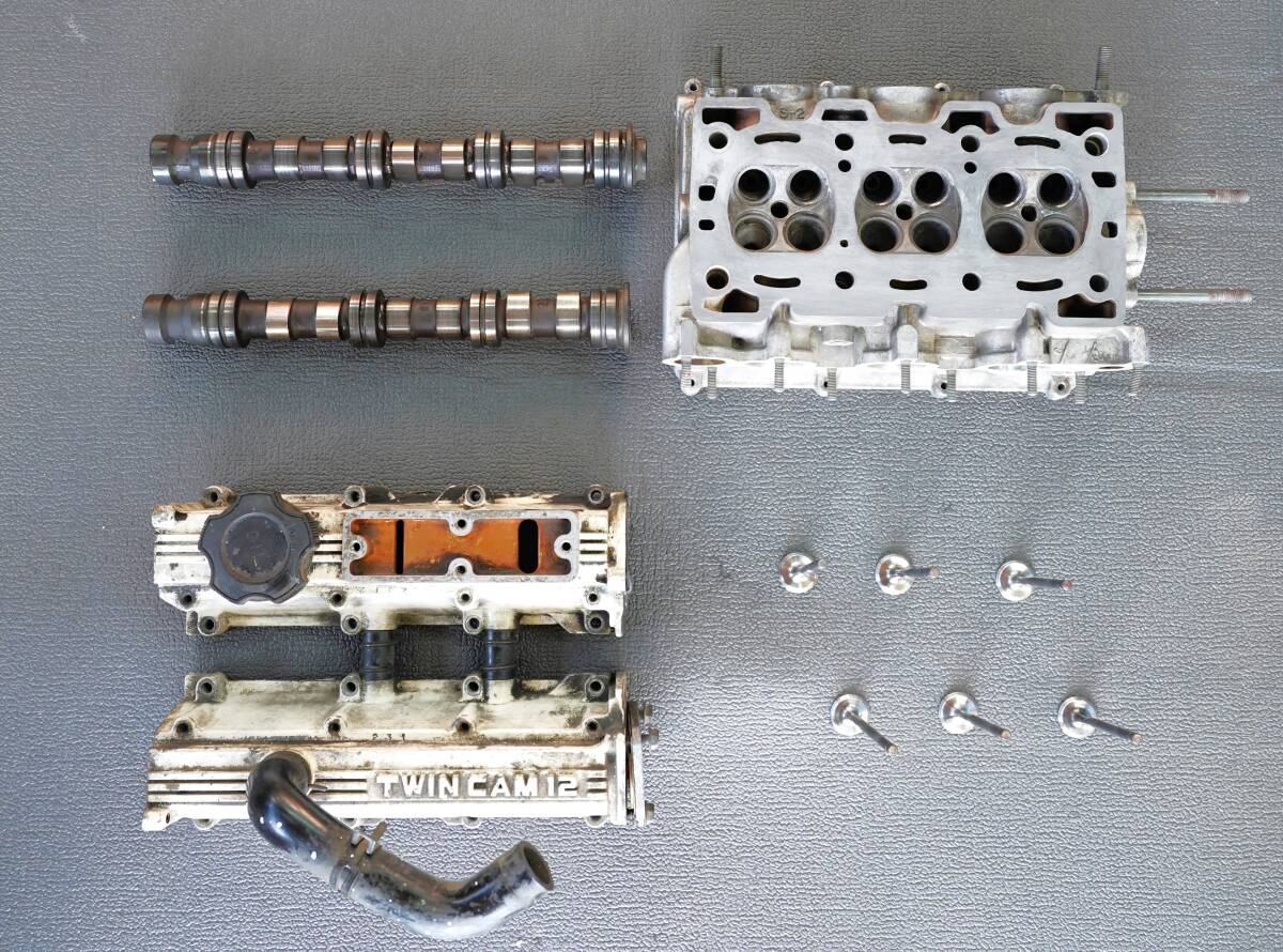 カプチーノ　F6Aツインカム　純正　ヘッドカバー　カムホルター　カムシャフト付き カプチーノF6Aツインカム純正ヘッドカバーカムホルターカム