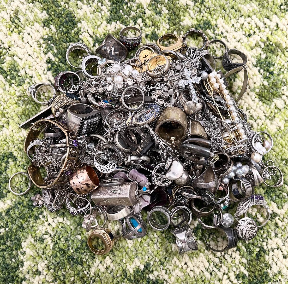 大量アクセサリー silver925 遺品整理 噛みつき