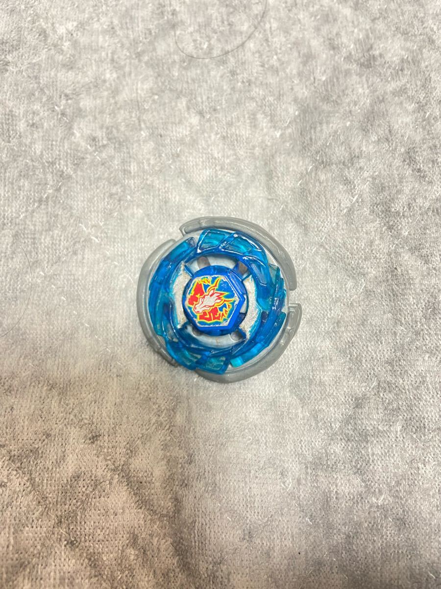 メタルファイトベイブレード　スターターBB28 ストームペガシス105RF Storm Pegasis / Pegasus 105RF Metal Fusion Beyblade Starter